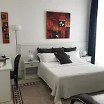 Nike - Only Guest house 3*