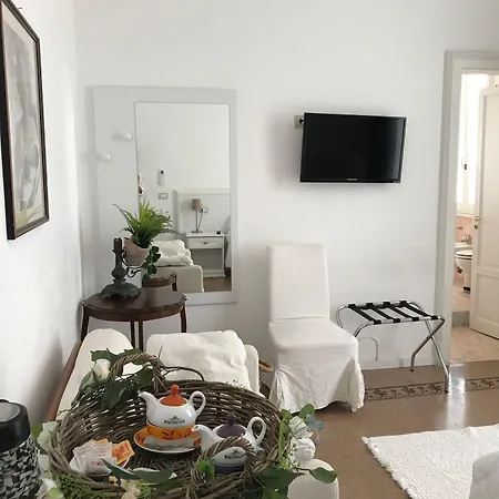 Nike - Only 4* سيراكوزا