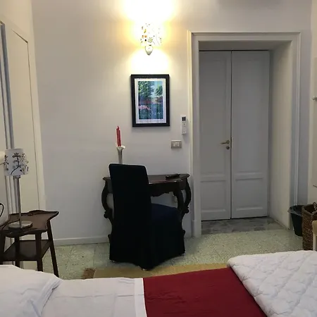 Nike - Only Maison d'hôtes 3*